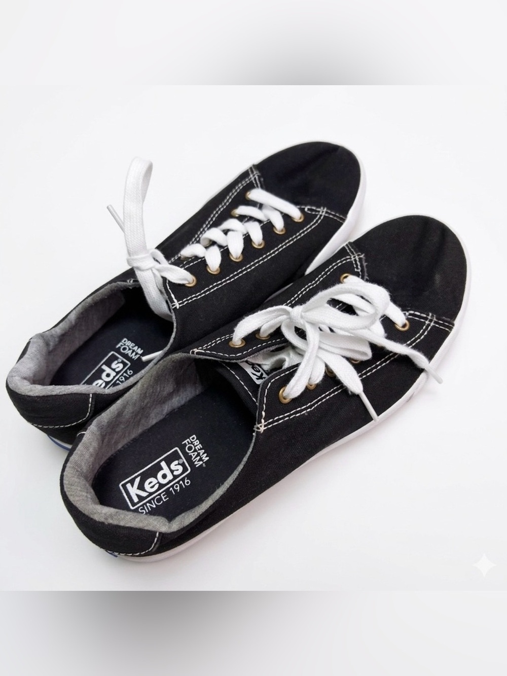 Keds black canvas lace-up sneakers size 8